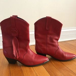 Vintage red fringe cowboy booties size 8.5
